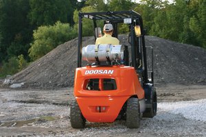 Benefits of Doosan Forklifts on the Farm Benefits of Doosan Forklifts on the Farm