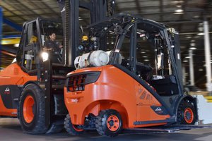 Summer Forklift Maintenance Tips